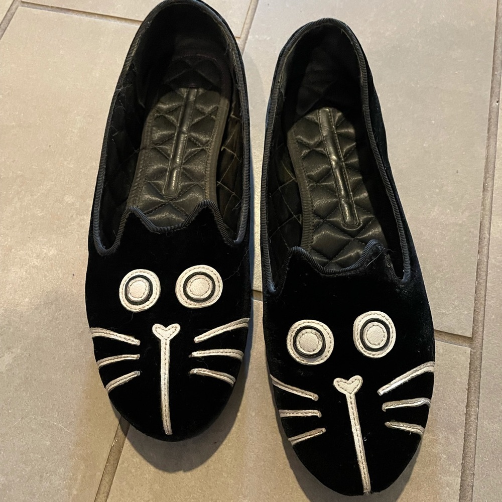 Marc Jacob’s kitty loafer velvet